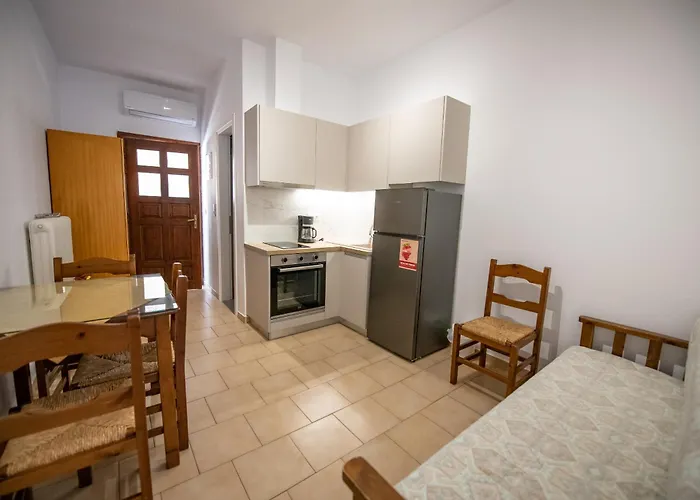 Lilian Beachfront Apartments