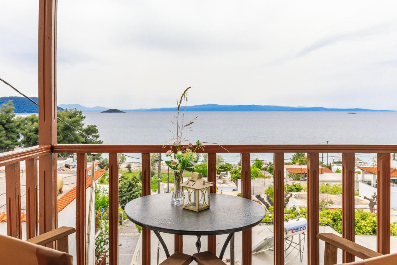 Lilian Beachfront Neo Klima
