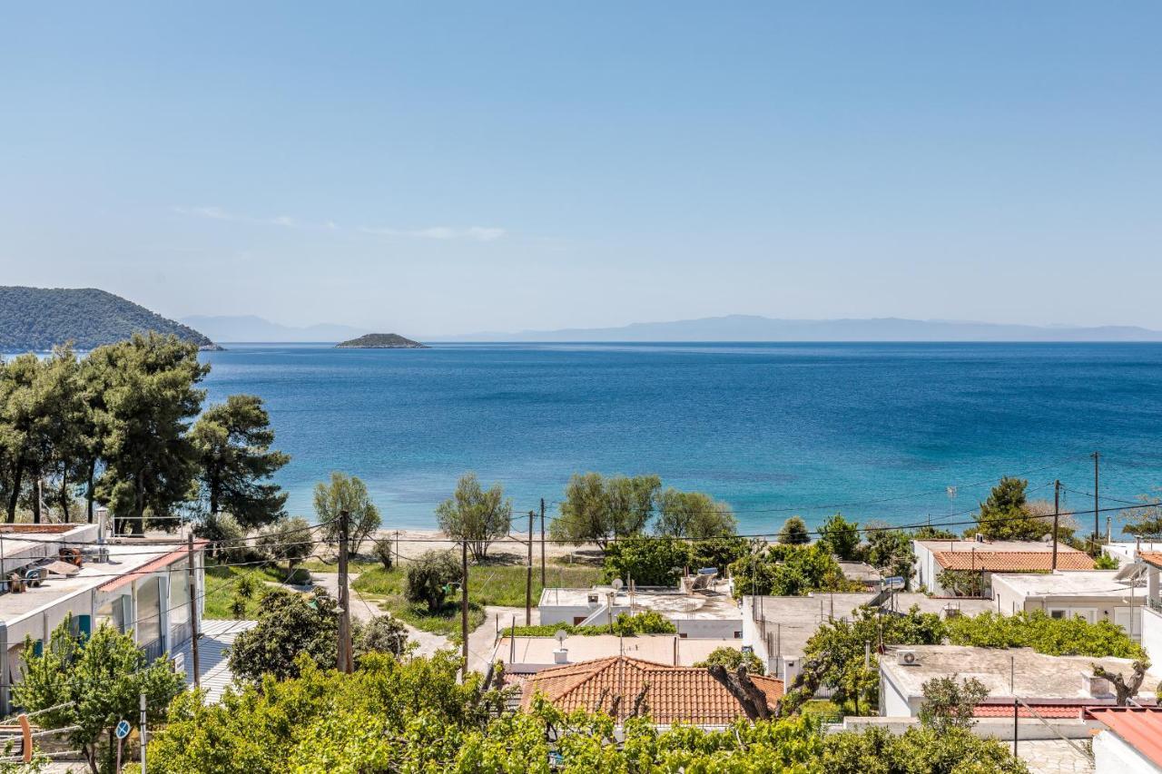 Lilian Beachfront Apartment Neo Klima
