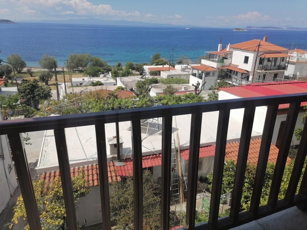 Lilian Beachfront *