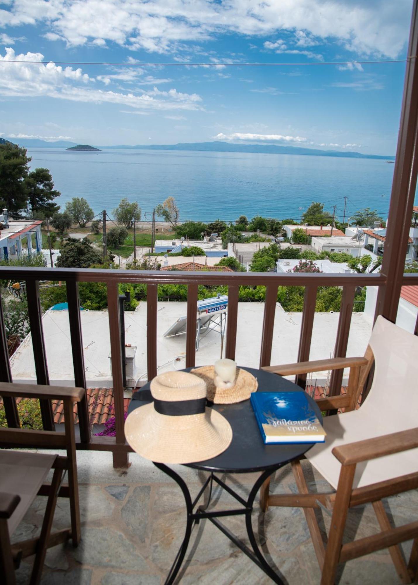 Lilian Beachfront