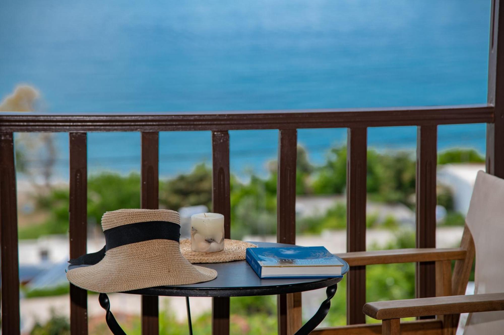 Lilian Beachfront Apartment *
