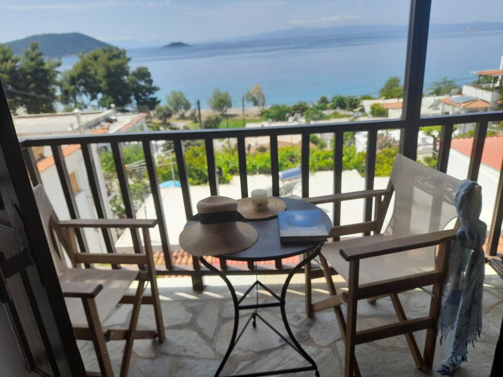 Lilian Beachfront *