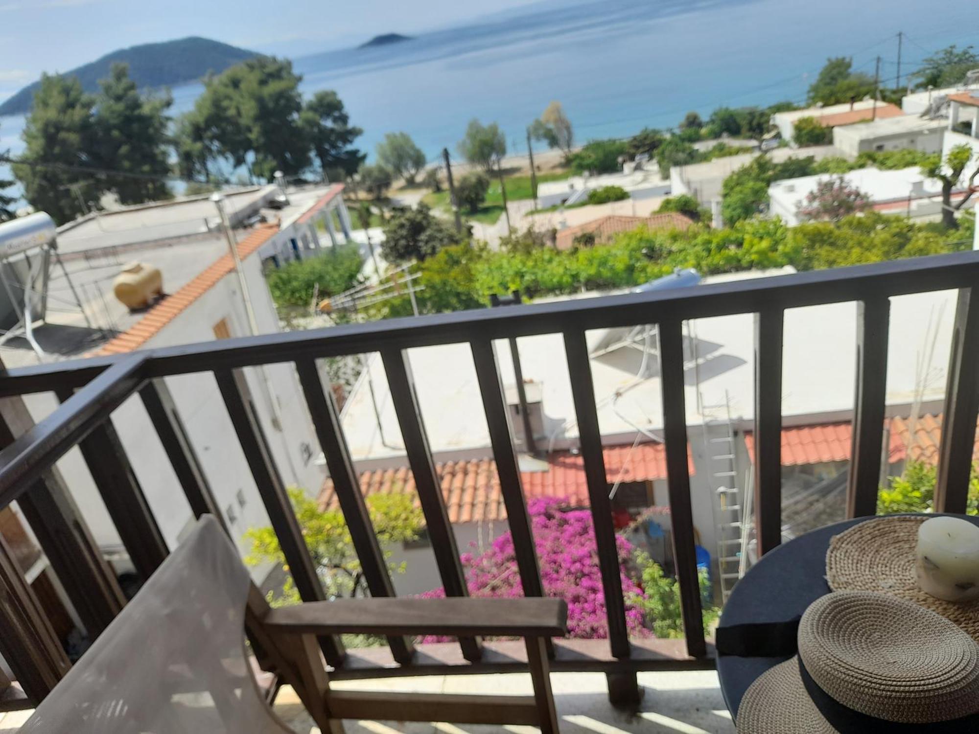 Lilian Beachfront Neo Klima