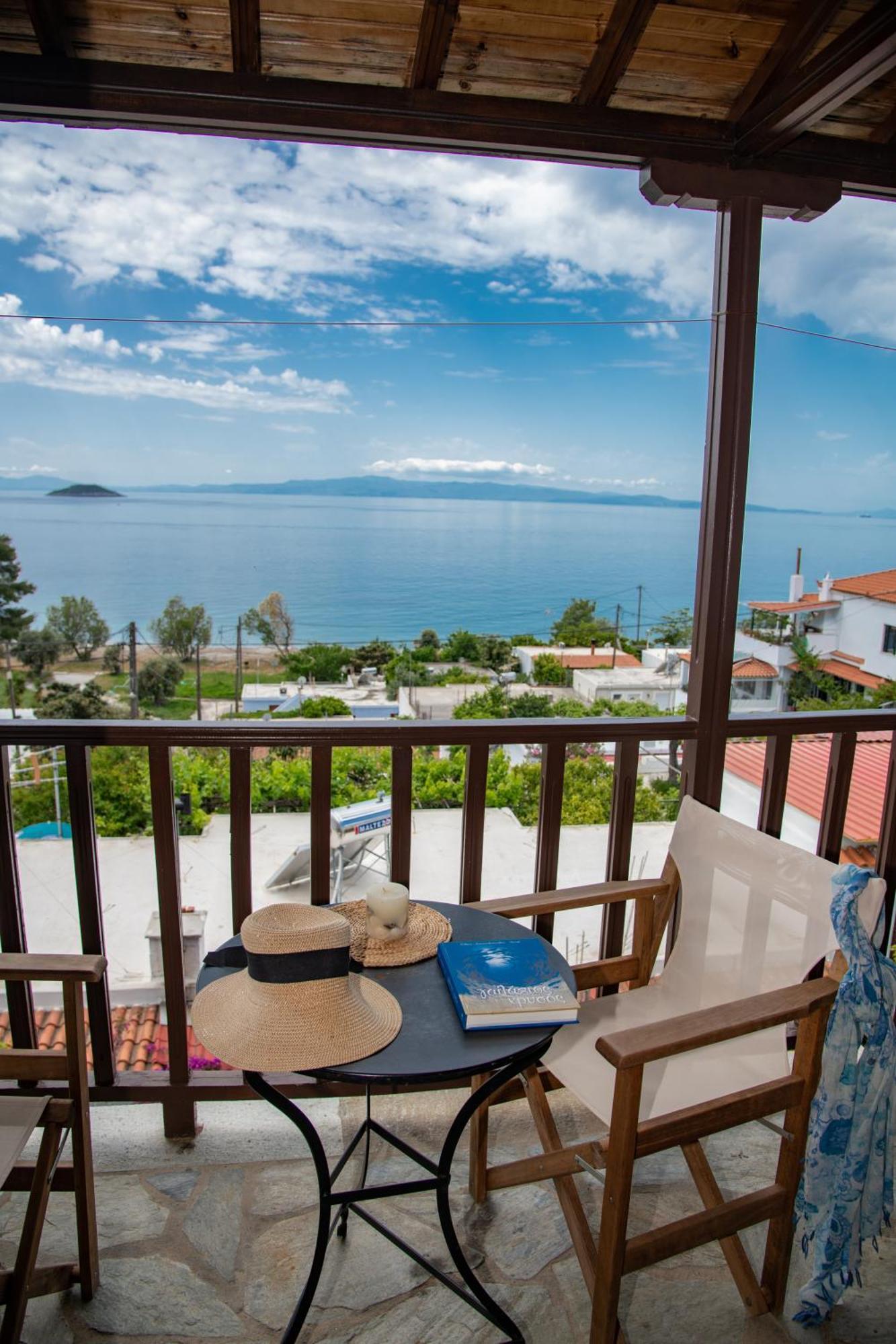 Lilian Beachfront Apartment