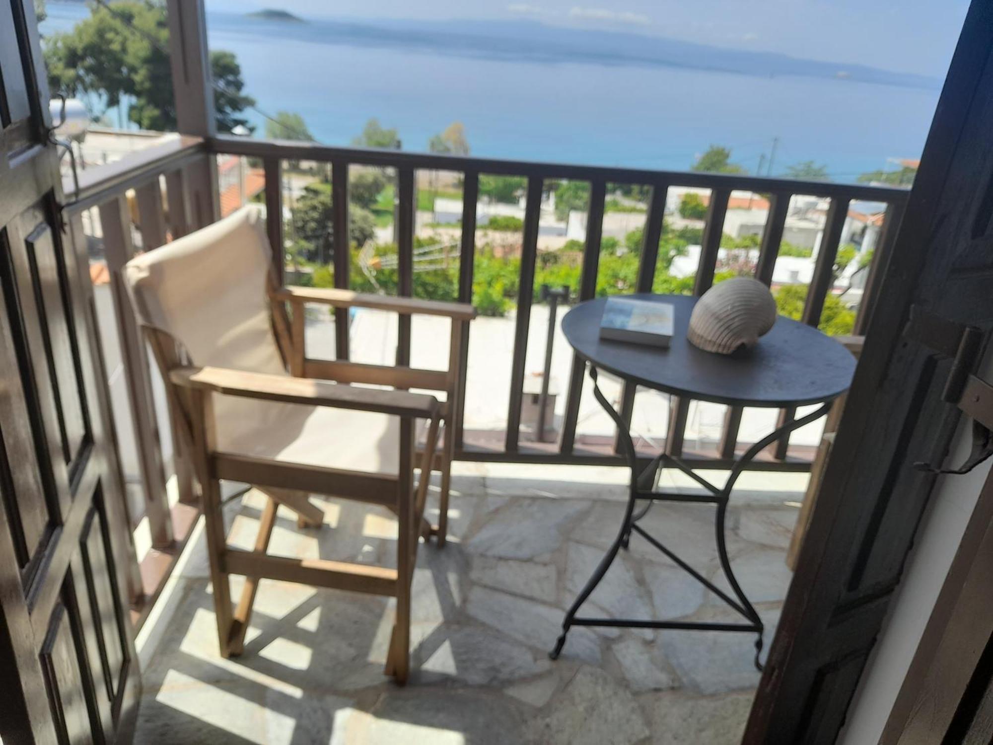 Lilian Beachfront Apartment