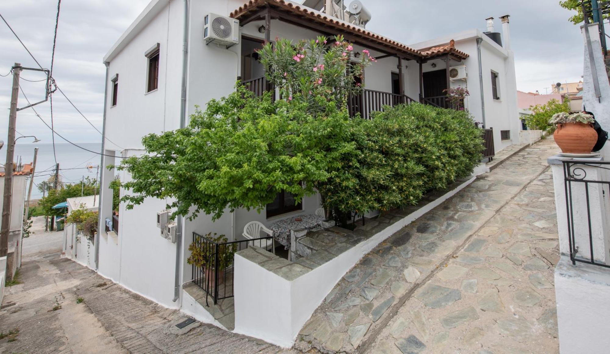 Apartment Lilian Beachfront *