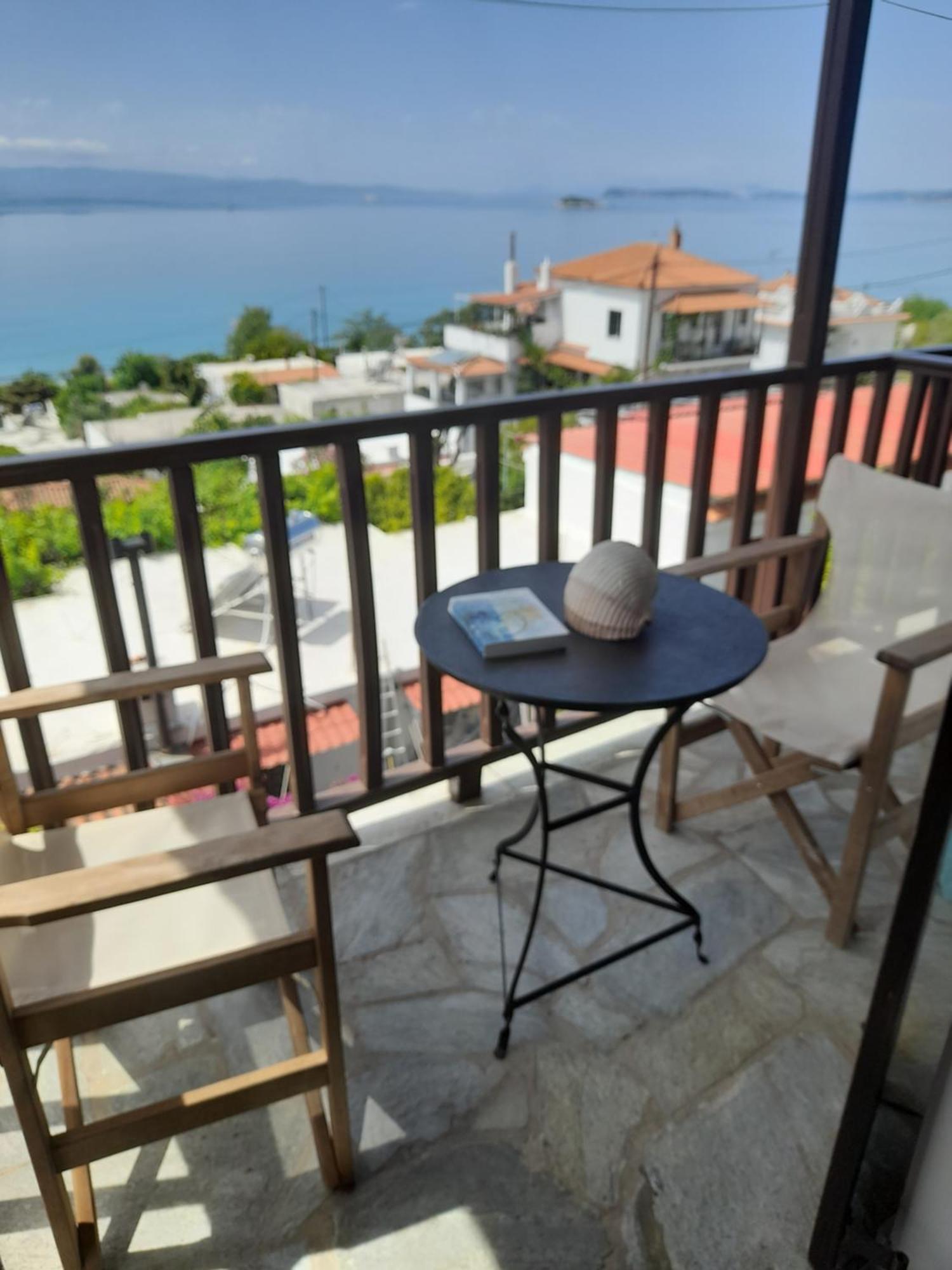 Lilian Beachfront